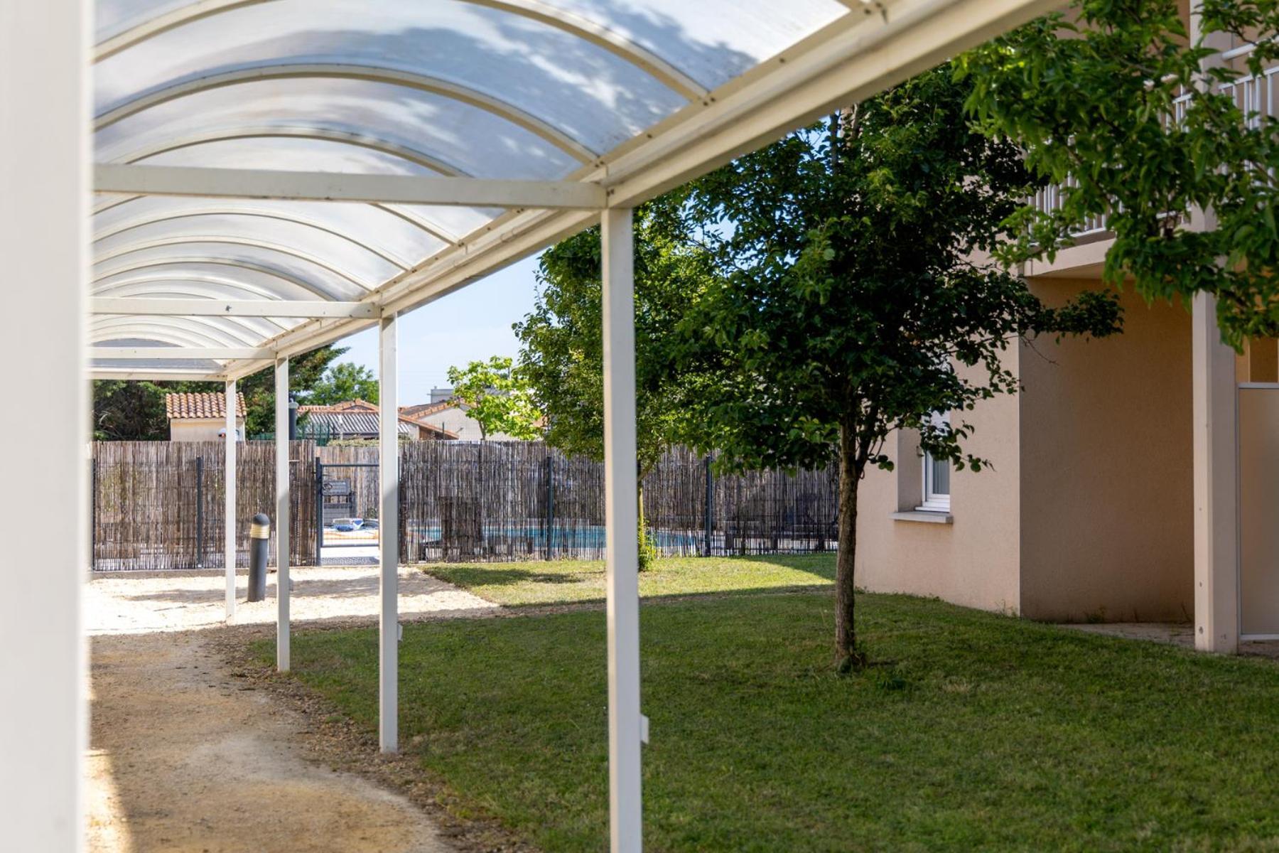 Patio Parc Residence Argenton-l'Eglise المظهر الخارجي الصورة