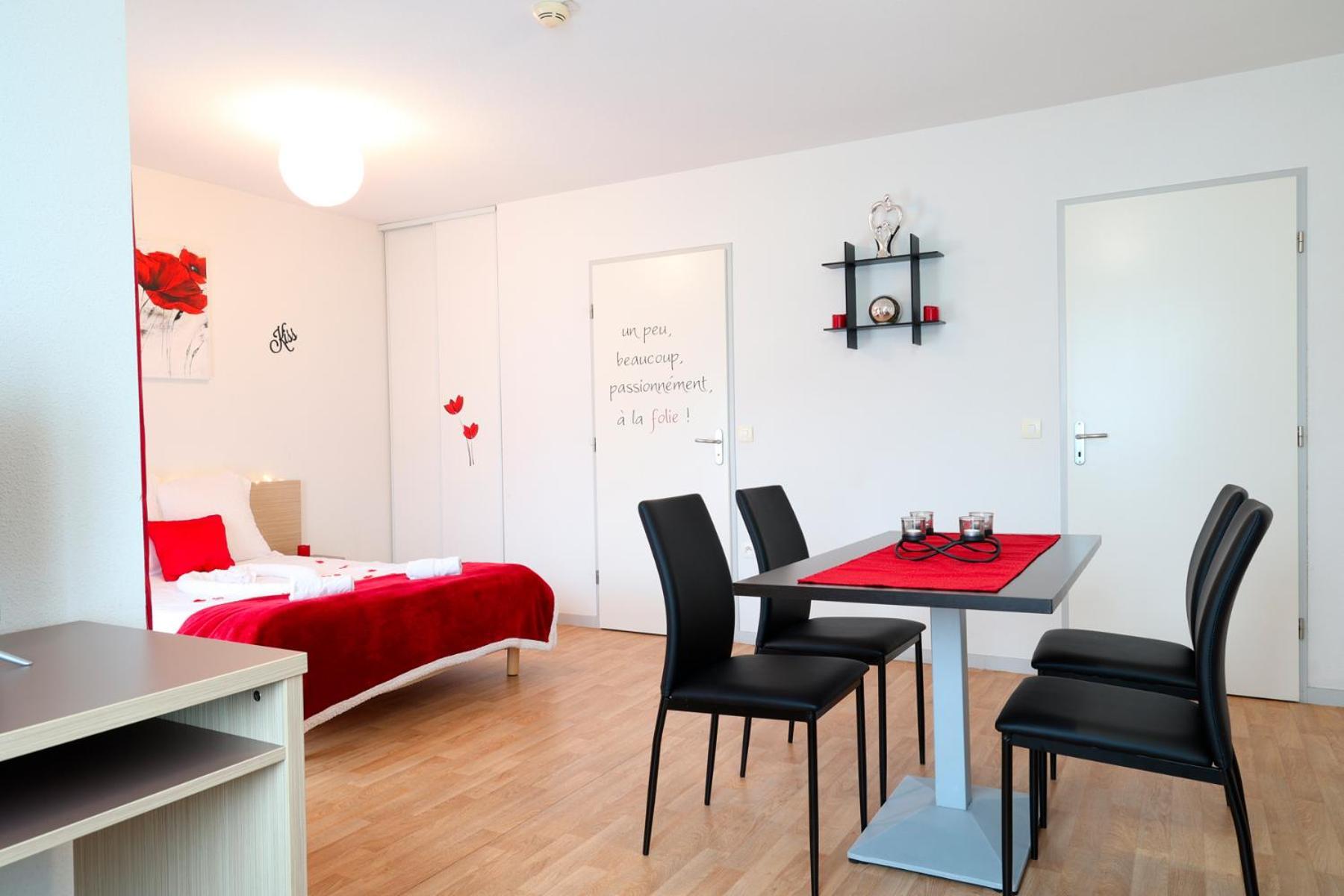 Patio Parc Residence Argenton-l'Eglise الغرفة الصورة