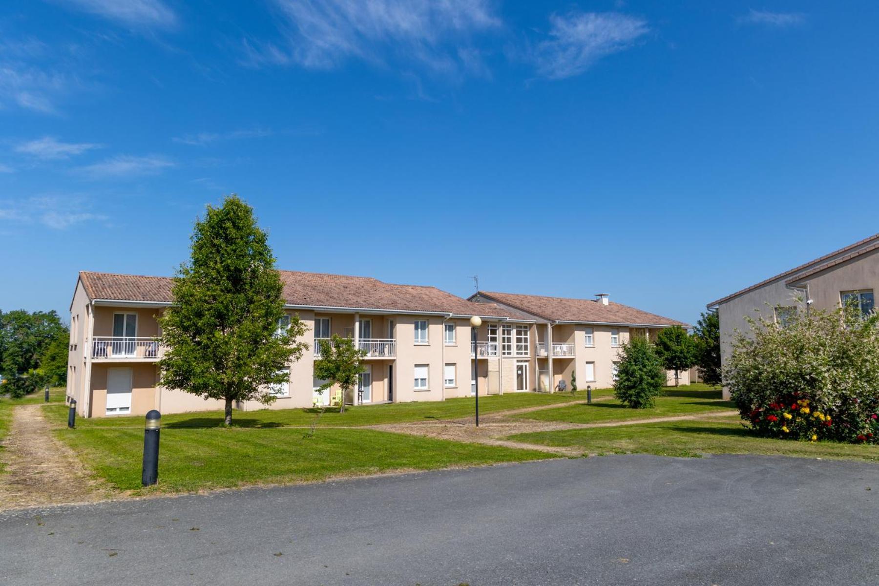 Patio Parc Residence Argenton-l'Eglise المظهر الخارجي الصورة